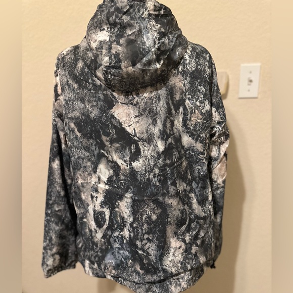 New Balance Reflective Logo Running Windbreaker Women’s Medium Jacket Camo. Sz L - Picture 5 of 12